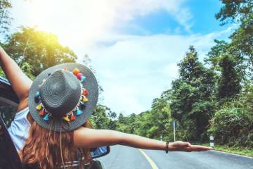 راهنمای جامع سفر به خارج از کشور با ماشین شخصی | مدارک و هزینه