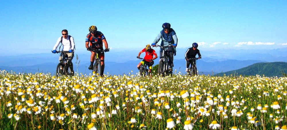 گردشگری دوچرخه چیست | ۱۰ مقصد دوستدار دوچرخه در ایران