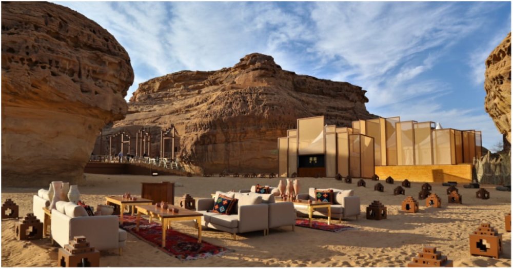 بفرمایید شام در یک رستوران نفرین‌شده ۲ هزار ساله! + ویدیو