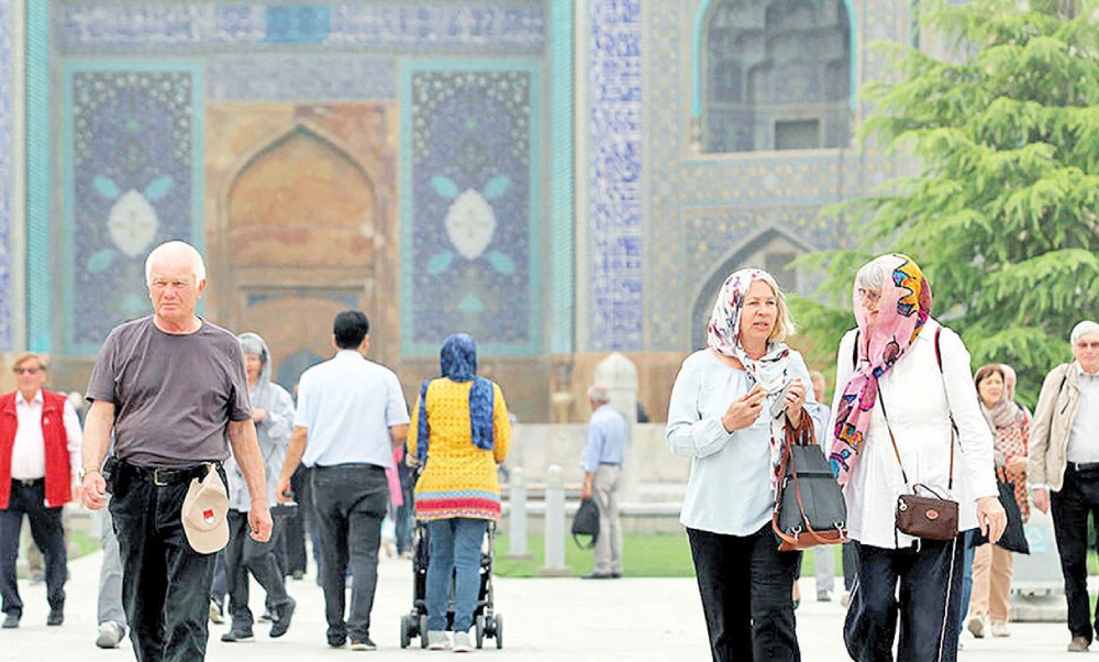 پیش‌بینی ورود ۶ میلیون گردشگر به کشور تا پایان ۱۴۰۲