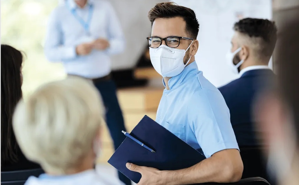 آیا همایش های حضوری دوباره برگزار میشوند؟