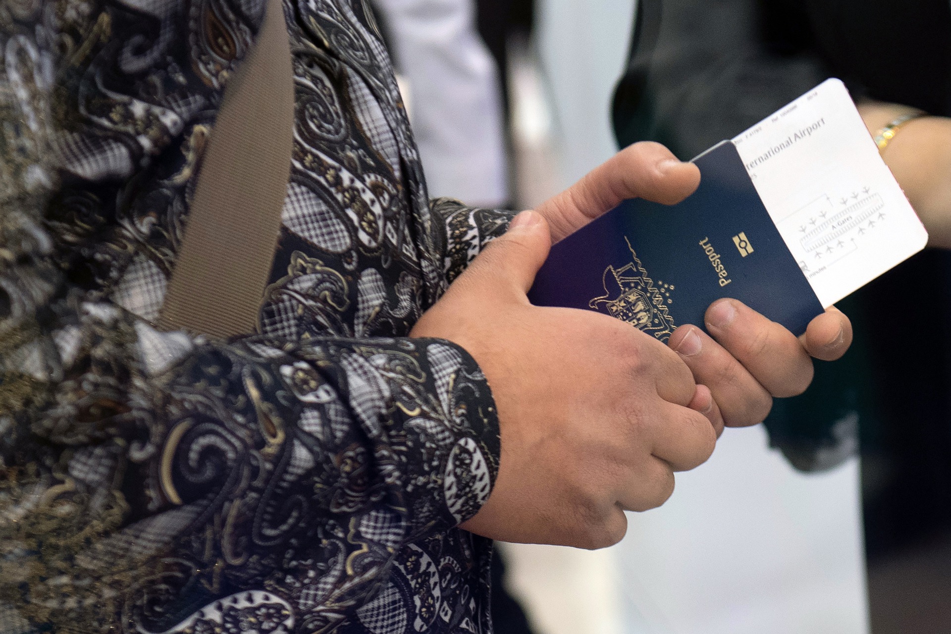فریزکردن هزینهی بلیت هواپیما! ویژگی جدید اپلیکیشن کایاک