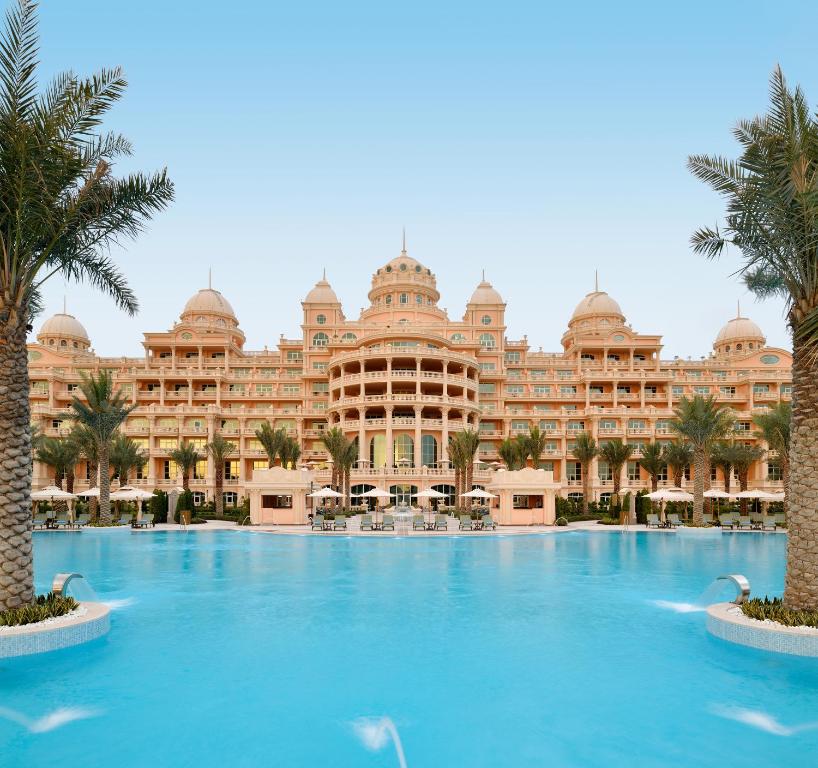 هر آنچه باید از هتل Raffles The Palm بدانید