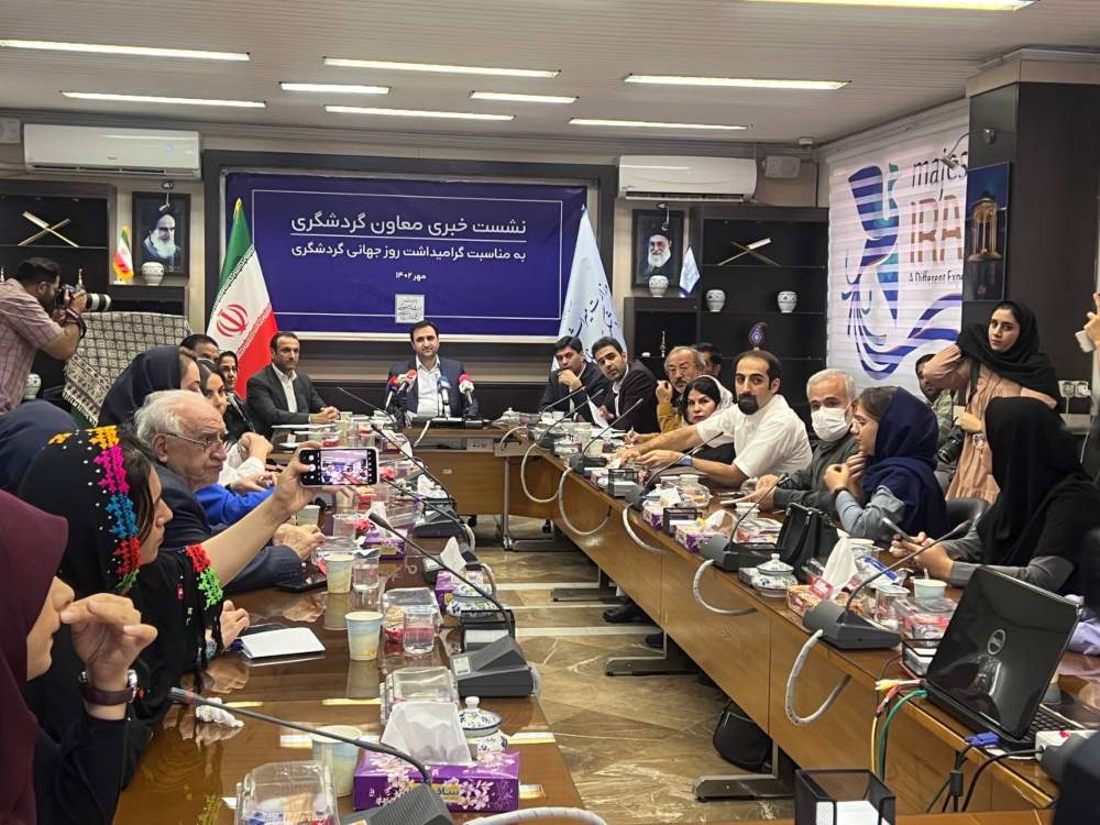 نشست خبری شالبافیان