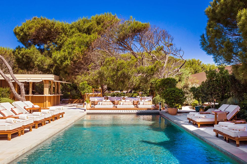 جی وان بیچ: مقصد ساحلی جدید دبی با ۱۳ رستوران استثنایی