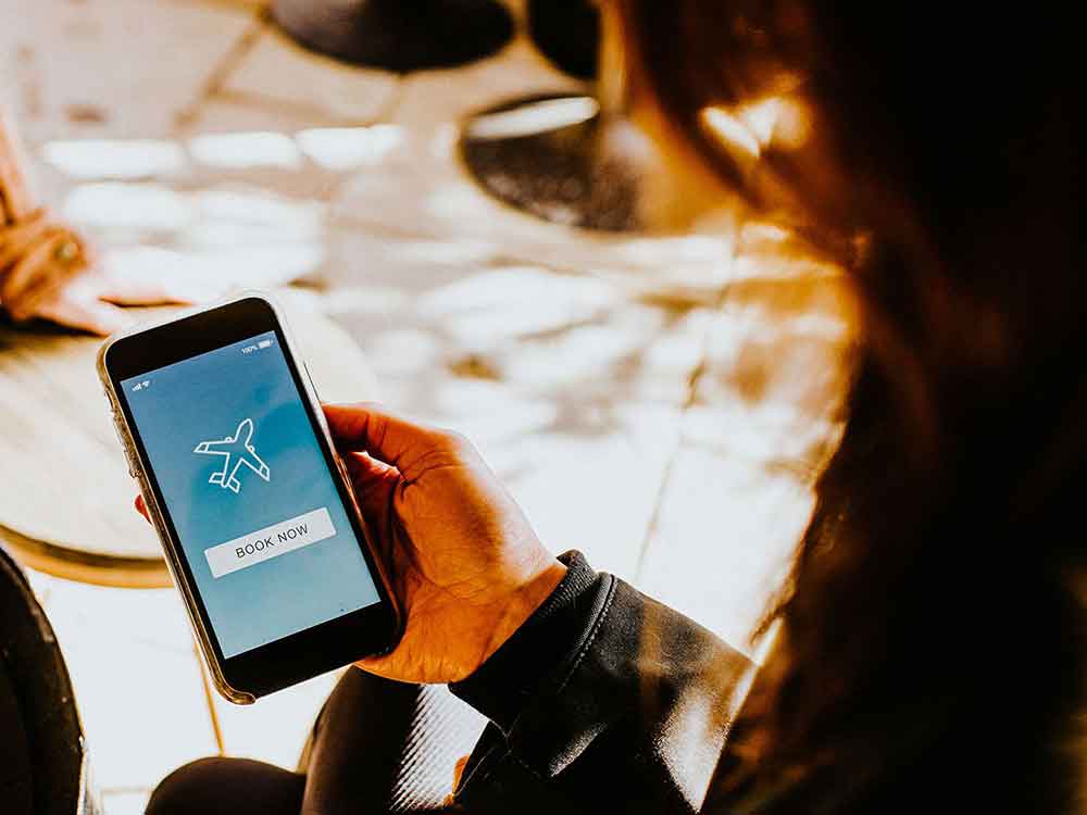 تاثیر اینترنت در توسعه گردشگری و هتل‌داری